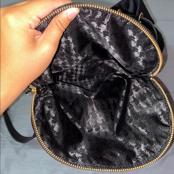 NWOT Karl Lagerfeld Paris black backpack - Picture 6 of 16